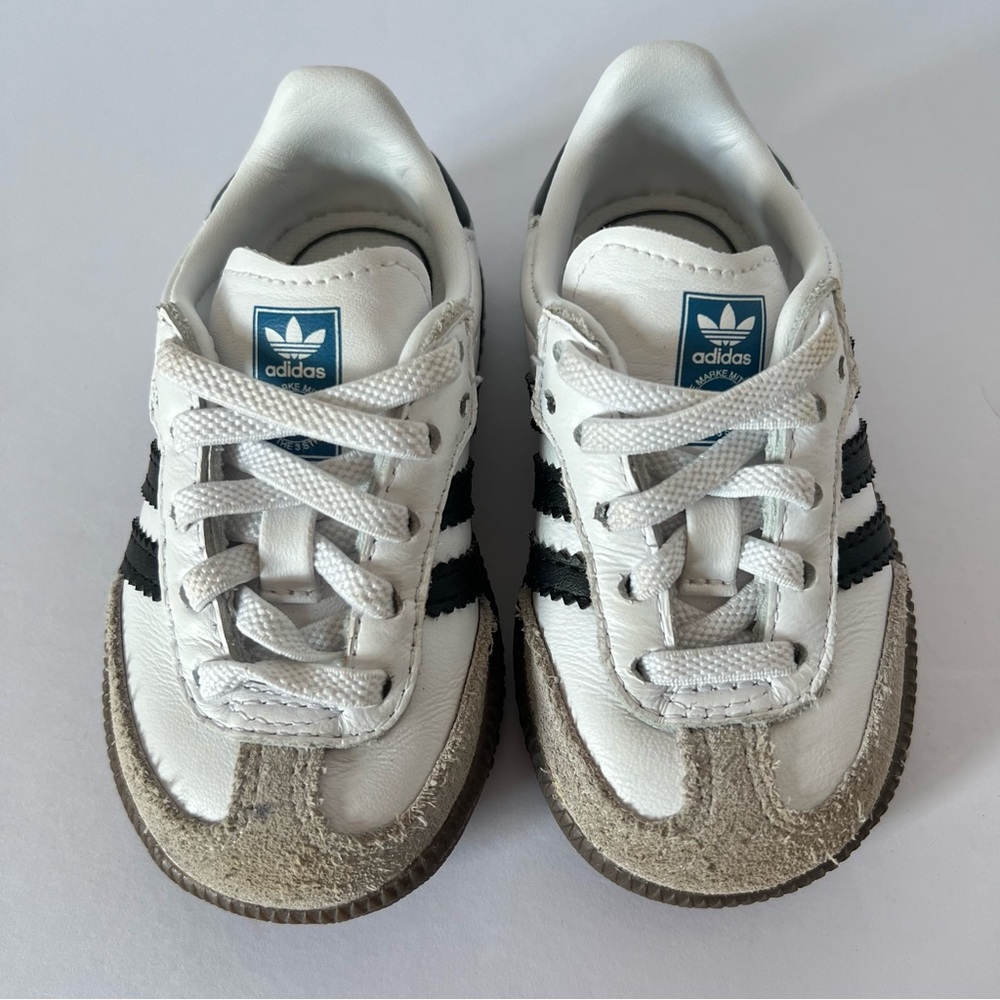 Baby/toddler Adidas Sambas sneakers size 4k